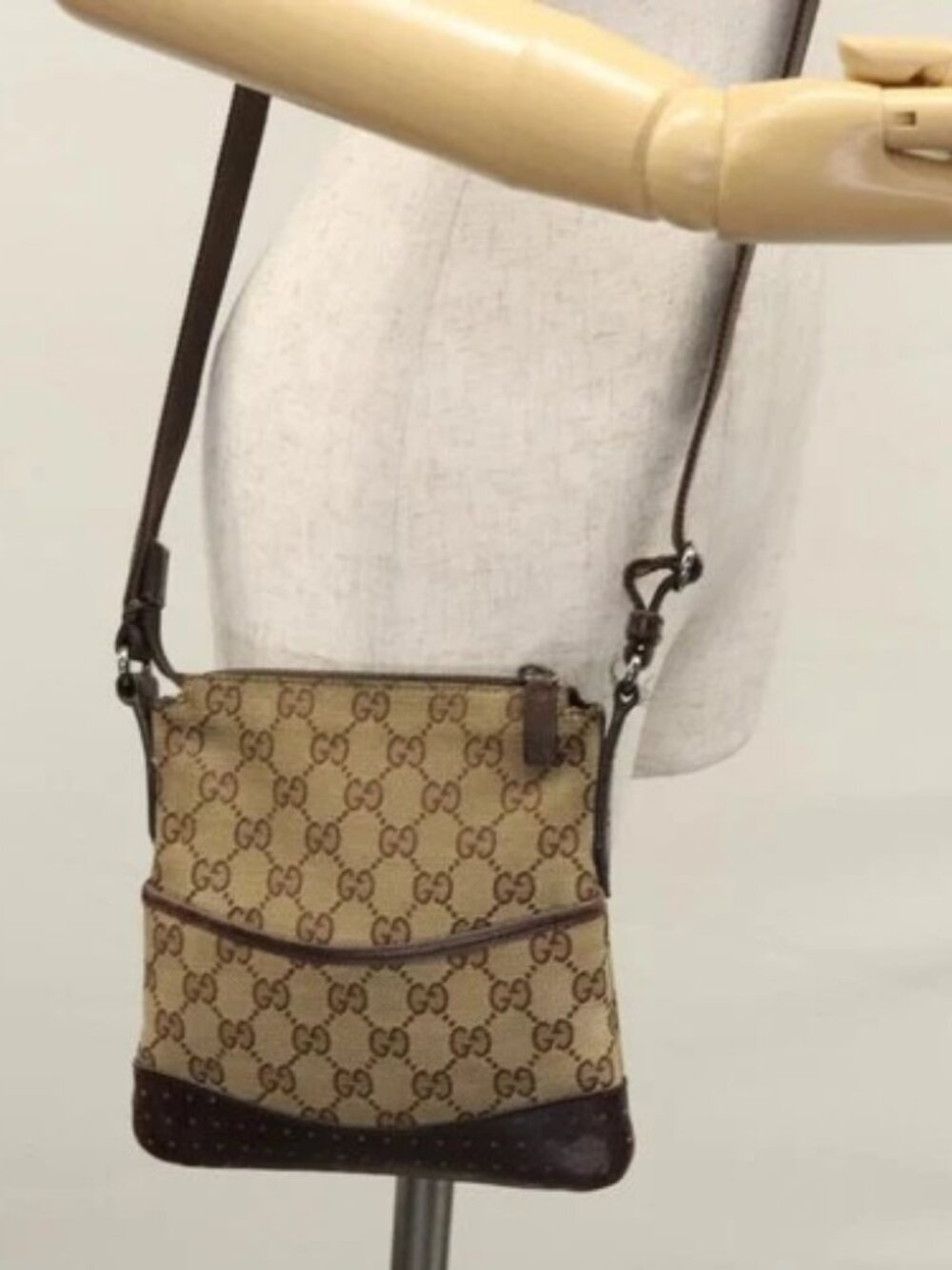 GUCCI GG Canvas Shoulder Bag Beige Brown gold - Picture 14 of 16